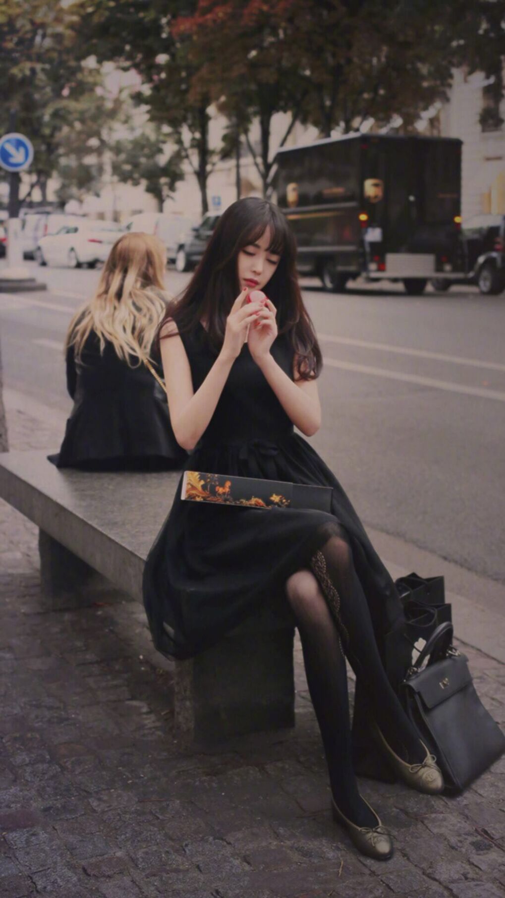 尤文出奇制胜，成功利用中场防守反击，尤文中场太差